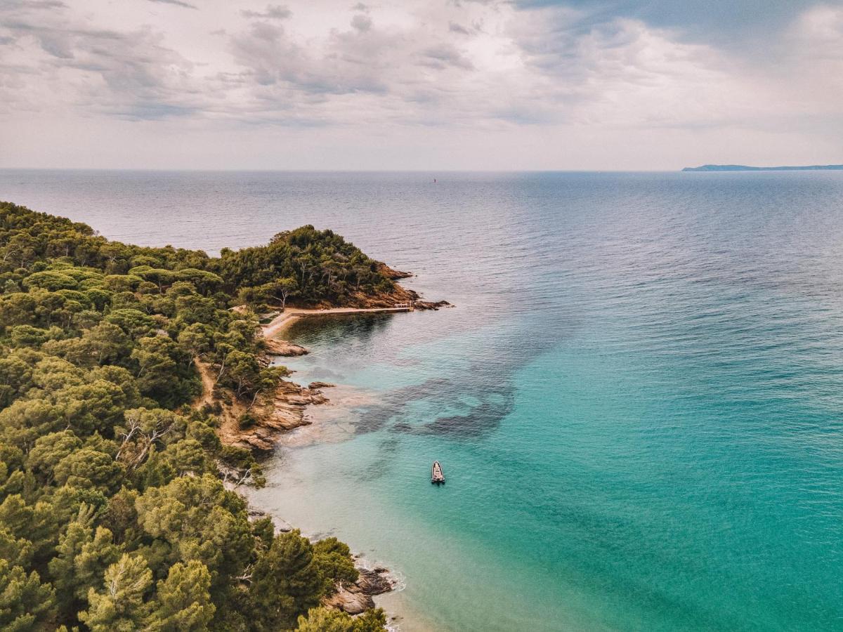 La Residence Du Bailli Rayol-Canadel-sur-Mer Bagian luar foto