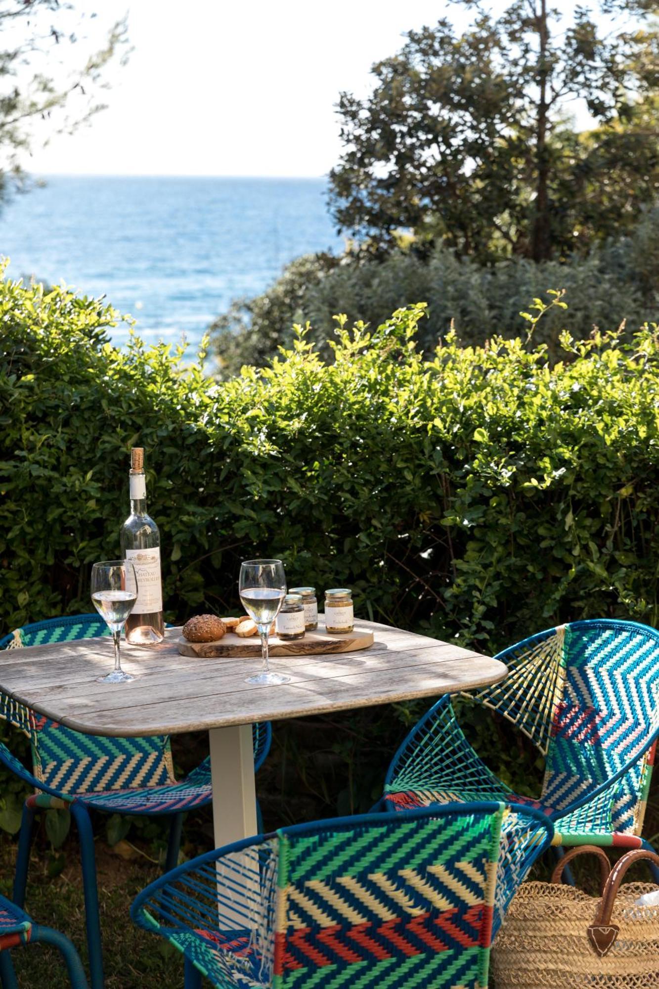 La Residence Du Bailli Rayol-Canadel-sur-Mer Bagian luar foto